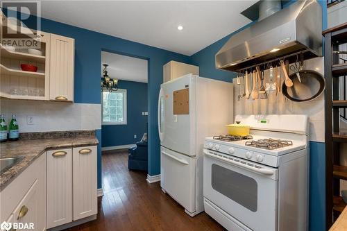 1936 Tiny Beaches Road S, Tiny, ON - Indoor Photo Showing Kitchen