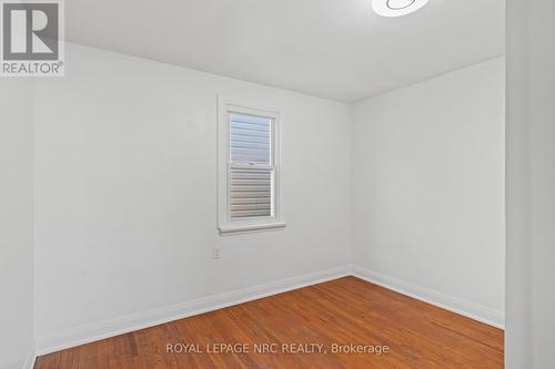 76 Grantham Avenue S, St. Catharines (450 - E. Chester), ON - Indoor Photo Showing Other Room