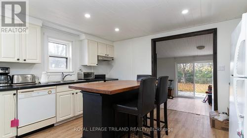 290 John Street, Warwick (Watford), ON - Indoor Photo Showing Kitchen With Double Sink