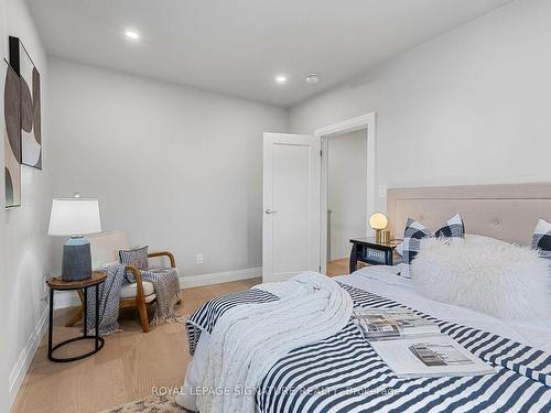 211 Gilbert Ave, Toronto, ON - Indoor Photo Showing Bedroom