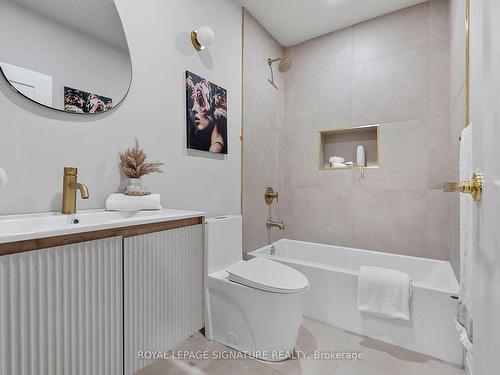 211 Gilbert Ave, Toronto, ON - Indoor Photo Showing Bathroom