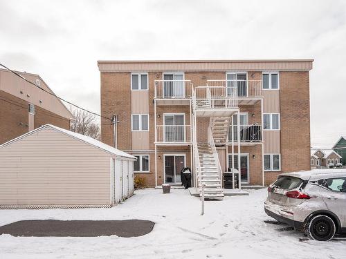 Back facade - 301-1023 Rue St-Jacques, Saint-Jean-Sur-Richelieu, QC - Outdoor