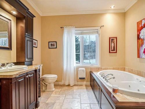 Salle de bains - 200 Rue Bruno, Saint-Jean-De-Matha, QC - Indoor Photo Showing Bathroom