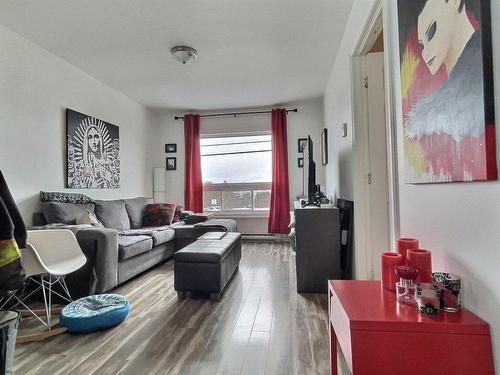 Salon - 1058 Rue Notre-Dame E., Thetford Mines, QC - Indoor Photo Showing Living Room