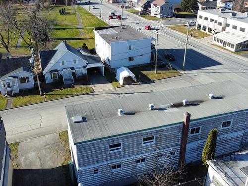 Photo aÃ©rienne - 1058 Rue Notre-Dame E., Thetford Mines, QC - Outdoor