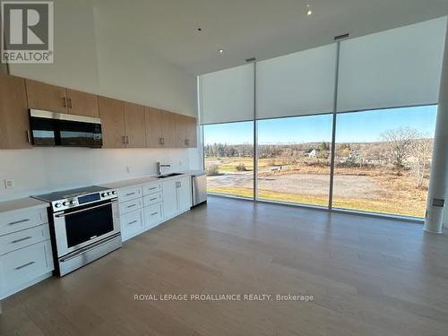 410 - 58 Plant Street, Quinte West, ON - Indoor Photo Showing Kitchen