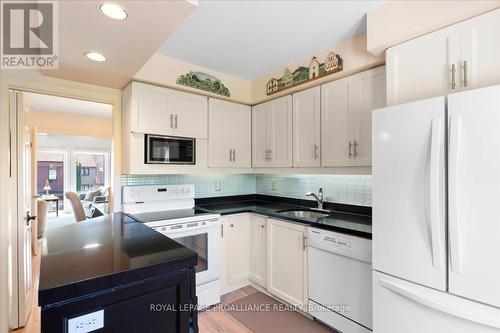 5 - 1798 Old Highway 2, Quinte West, ON - Indoor Photo Showing Kitchen