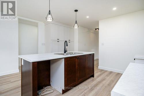 A - 10 Aldersgate Drive, Belleville, ON - Indoor Photo Showing Kitchen With Double Sink