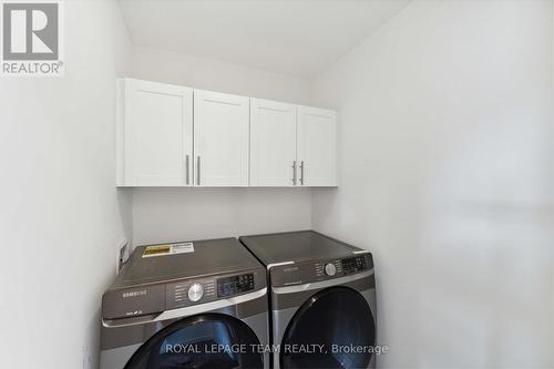 611 Rathburn Lane, Ottawa, ON - Indoor Photo Showing Laundry Room