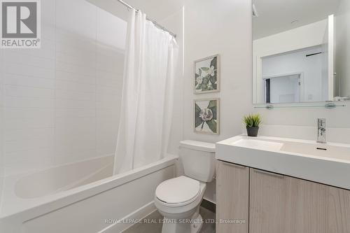 2304 - 20 Tubman Avenue, Toronto, ON - Indoor Photo Showing Bathroom