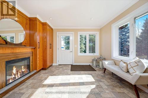 14360 Sixth Line, Halton Hills, ON - Indoor Photo Showing Living Room With Fireplace