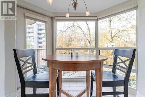 301 - 2190 Lakeshore Road, Burlington, ON - Indoor Photo Showing Dining Room