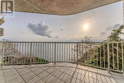 301 - 2190 Lakeshore Road, Burlington, ON - Outdoor With Balcony