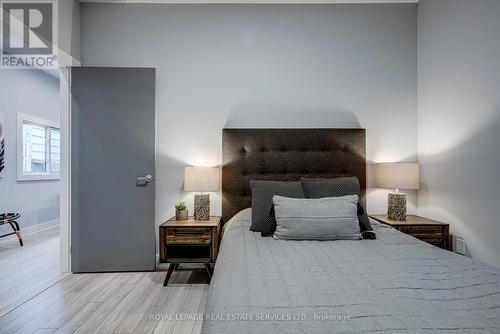 1 - 125 Perth Avenue, Toronto, ON - Indoor Photo Showing Bedroom