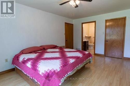 1288 5Th Line, Frontenac Islands (The Islands), ON - Indoor Photo Showing Bedroom