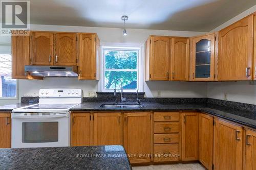 1288 5Th Line, Frontenac Islands (The Islands), ON - Indoor Photo Showing Kitchen With Double Sink