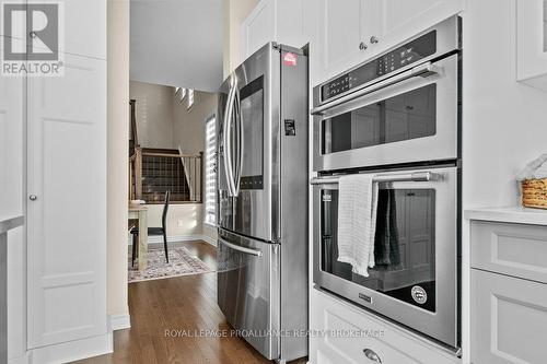 1245 Wheathill Street, Kingston (East Gardiners Rd), ON - Indoor Photo Showing Kitchen