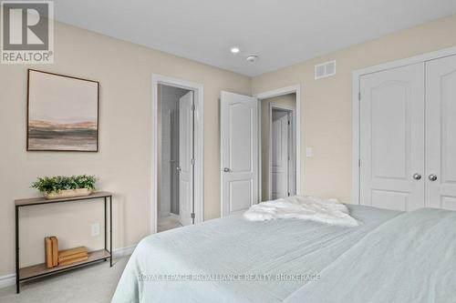 1245 Wheathill Street, Kingston (East Gardiners Rd), ON - Indoor Photo Showing Bedroom