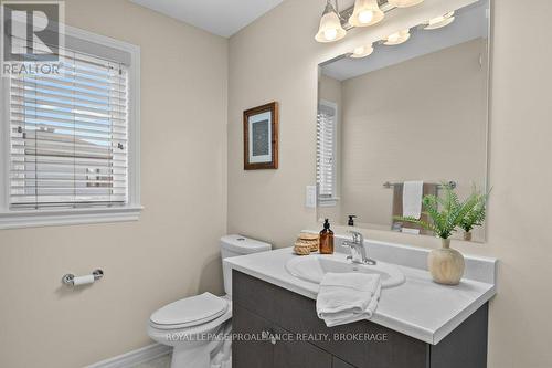 1245 Wheathill Street, Kingston (East Gardiners Rd), ON - Indoor Photo Showing Bathroom