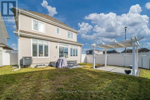 1245 Wheathill Street, Kingston (East Gardiners Rd), ON - Outdoor