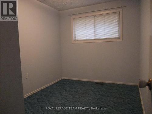 737 Eighth Street, Renfrew (540 - Renfrew), ON - Indoor Photo Showing Other Room