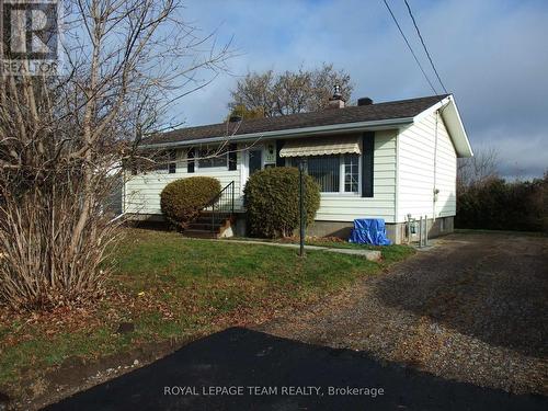 737 Eighth Street, Renfrew (540 - Renfrew), ON - Outdoor