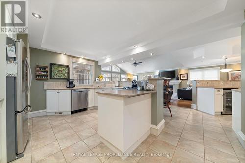 97 Carter Road, Quinte West, ON - Indoor Photo Showing Kitchen