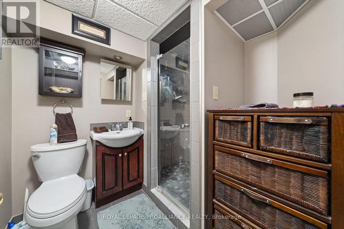 97 Carter Road, Quinte West, ON - Indoor Photo Showing Bathroom