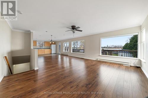 97 Carter Road, Quinte West, ON - Indoor Photo Showing Living Room