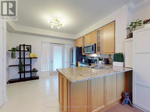 Th2 - 60 Byng Avenue, Toronto, ON - Indoor Photo Showing Kitchen With Double Sink