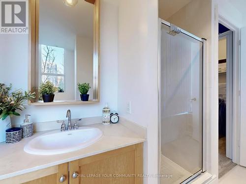 Th2 - 60 Byng Avenue, Toronto, ON - Indoor Photo Showing Bathroom