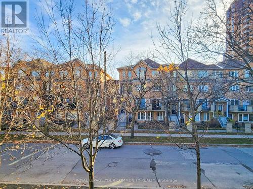 Th2 - 60 Byng Avenue, Toronto, ON - Outdoor