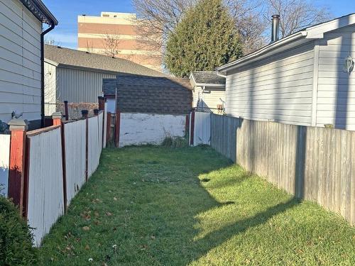 1011 Lincoln Street, Thunder Bay, ON - Outdoor