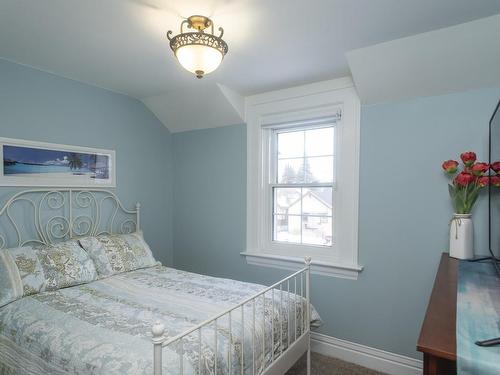 425 Mckellar Street, Thunder Bay, ON - Indoor Photo Showing Bedroom