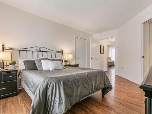 Chambre Ã  coucher principale - 480 Place Samuel-De Champlain, Boucherville, QC - Indoor Photo Showing Bedroom