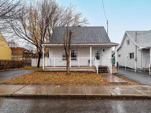 ExtÃ©rieur - 353 Av. Lelièvre, Montréal-Est, QC - Outdoor With Deck Patio Veranda