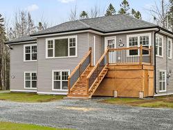 88/90 Elmwood Drive  Elmsdale, NS B2S 0A1