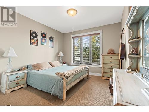 242 Dormie Place, Vernon, BC - Indoor Photo Showing Bedroom