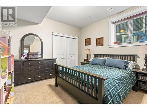 242 Dormie Place, Vernon, BC - Indoor Photo Showing Bedroom