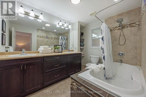 859 Willow Drive, London, ON - Indoor Photo Showing Bathroom