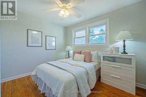 859 Willow Drive, London, ON - Indoor Photo Showing Bedroom