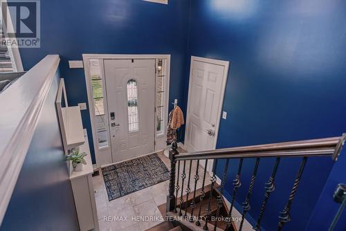 4034 Barry Drive, Lincoln (982 - Beamsville), ON - Indoor Photo Showing Other Room