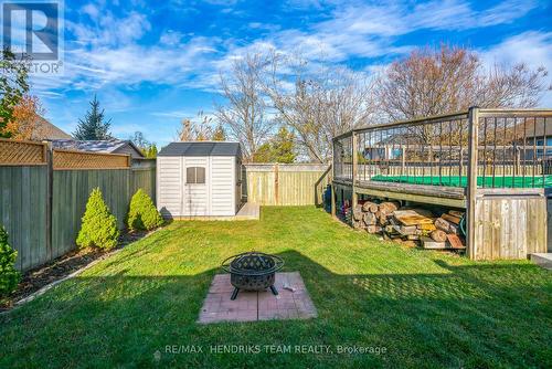 4034 Barry Drive, Lincoln (982 - Beamsville), ON - Outdoor With Backyard