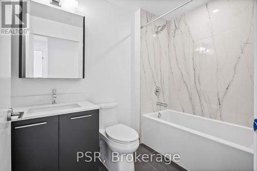 3712 - 101 Roehampton Avenue, Toronto, ON - Indoor Photo Showing Bathroom