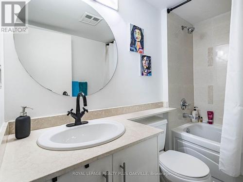 1504 - 16 Yonge Street, Toronto, ON - Indoor Photo Showing Bathroom