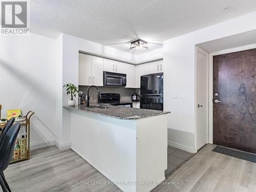 1504 - 16 Yonge Street, Toronto, ON - Indoor Photo Showing Kitchen