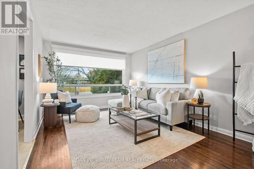 90 Hurley Road, Ajax, ON - Indoor Photo Showing Living Room