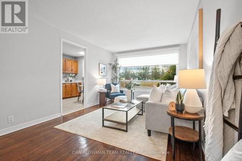 90 Hurley Road, Ajax, ON - Indoor Photo Showing Living Room