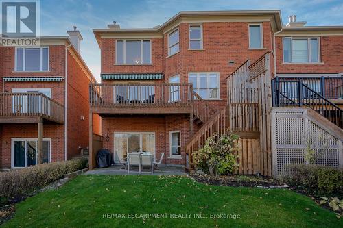 106 Fairwood Place W, Burlington, ON - Outdoor With Deck Patio Veranda