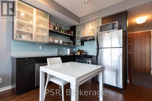 2201 - 33 Lombard Street, Toronto, ON - Indoor Photo Showing Kitchen